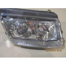 Original VW Halogen Twin Headlights For Gas Discharge Bulb - 3B0941018J