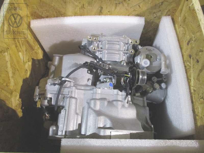 Original VW 4-Speed Automatic Gearbox - 001300039 X