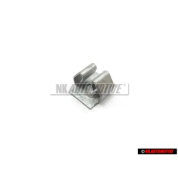 Original VW Front Wing Screw Fitting Speed Nut 6.3 - N 0120622