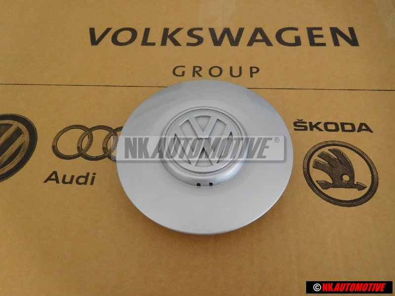 Original VW Hub Cap Chrome Coloured 85 - 1H0601149B V7L