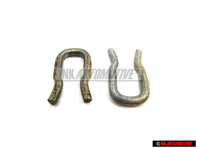 2x Original VW Securing Clip - 251801921