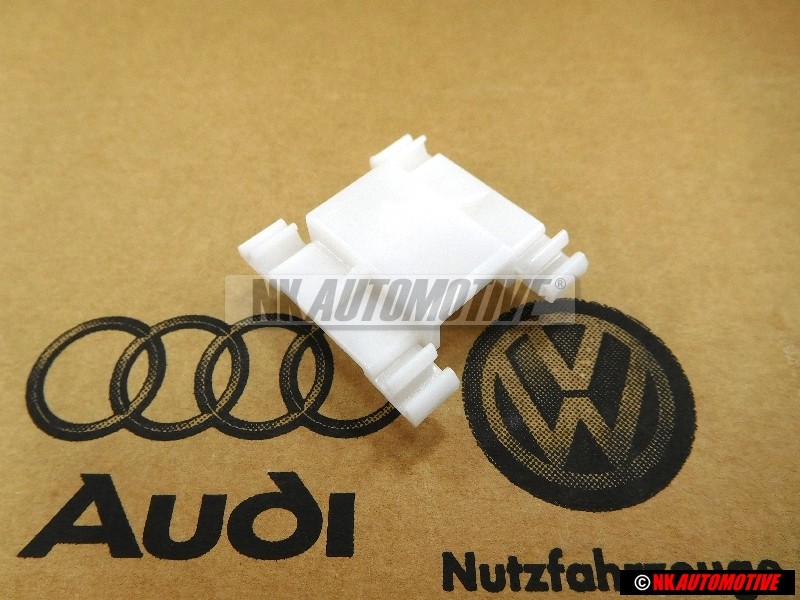 Original VW Clip - 1H0853585