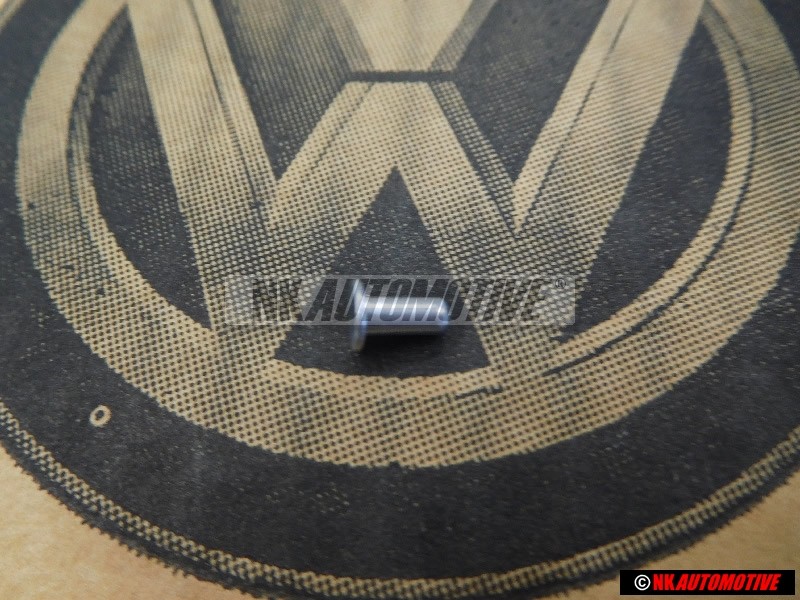 Original VW Rivet - N 0136571