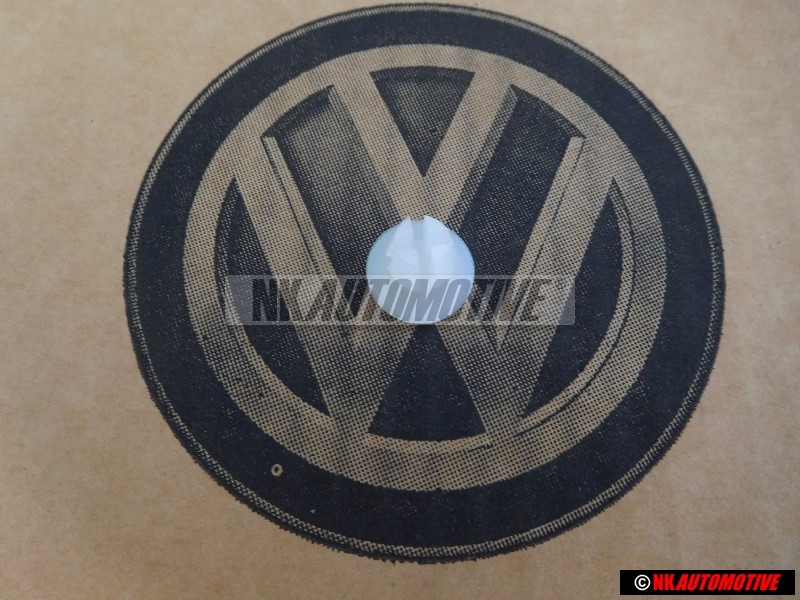 Original VW Clip - 271821890
