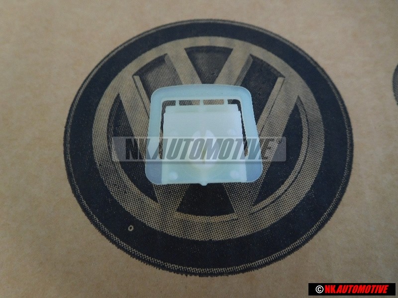 Original VW Clip - 3A0867299B