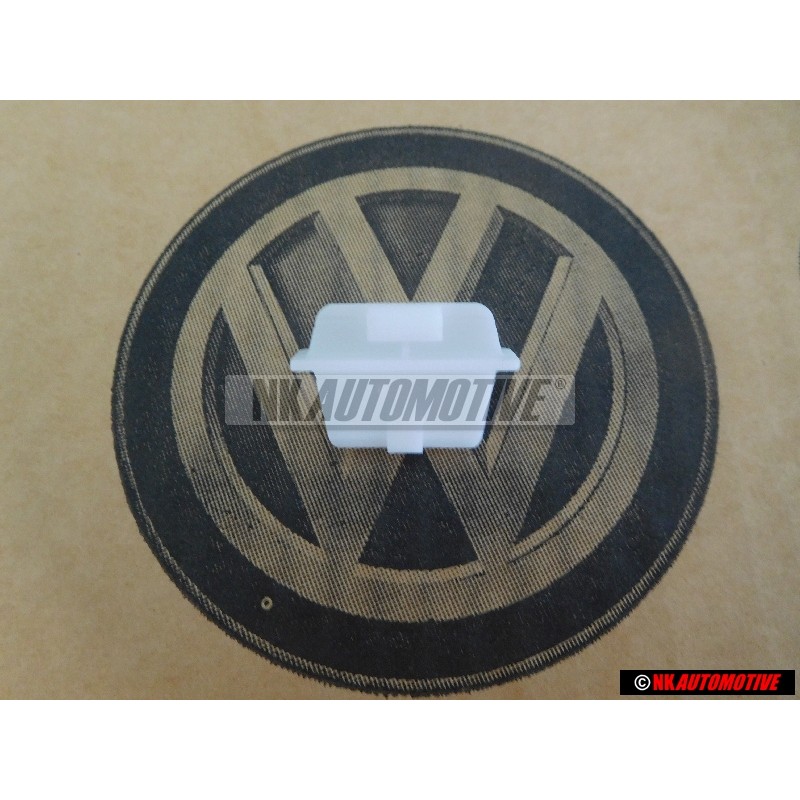 Original Audi Clip - 4D0807249