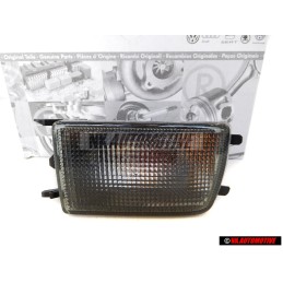 Original VW turn signal darkened - 1H0953049E