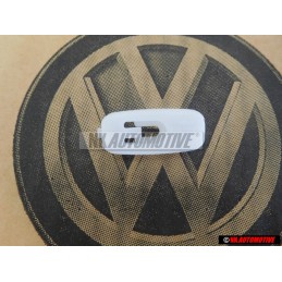 Original VW Clip - 8D0853909B